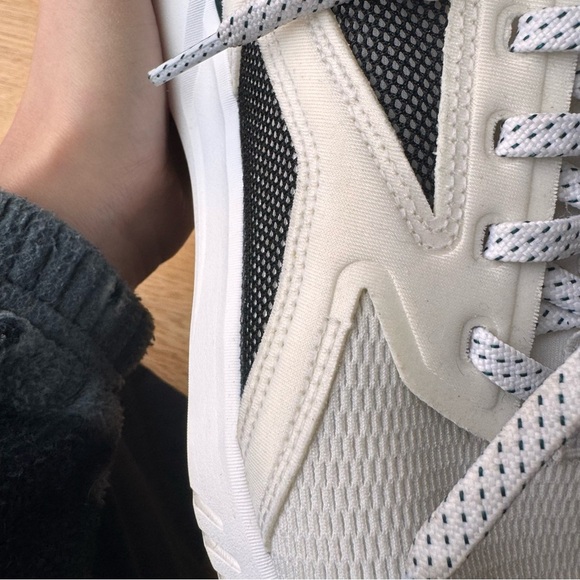 REEBOK Freestyle Motion Sneaker White, green and black - Size 8 - Picture 11 of 17